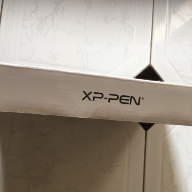 Sản phẩm đóng gói đẹp
Giao hàng nhanh
Nhưng đặt màu đen hoặc xanh blue lại giao màu xanh green
Còn chất lượng sau khi dùng 1 tháng sẽ đánh giá lại.