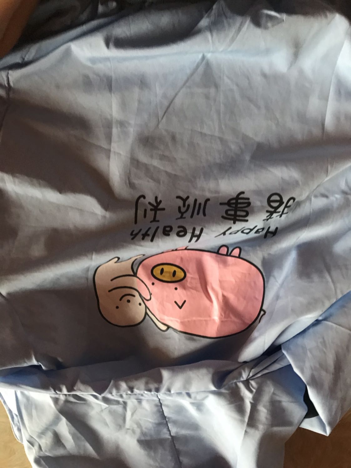 Chất liệu dởm cũng dơ nữa