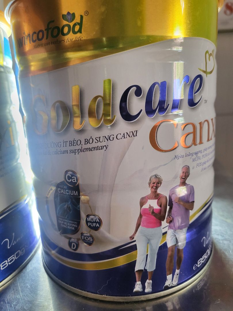 hi shop. mình mua sữa này cho ba mẹ mình uống. đã uống nhiều lần và rất okie. nhưng đơn mới nhất thì ba mẹ mình báo là uống vào 1 tiếng sau bị tào tháo dí :/