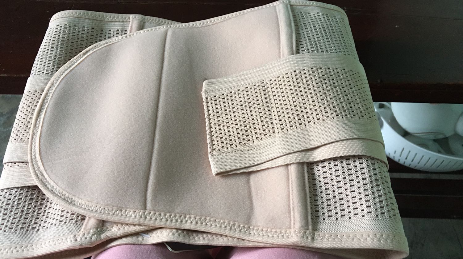 Sản phẩm y hình. Dày dặn. Chưa dùng thử chưa biết có hiệu quả k. Nhưng về tổng quan thì xứng đáng 5 sao