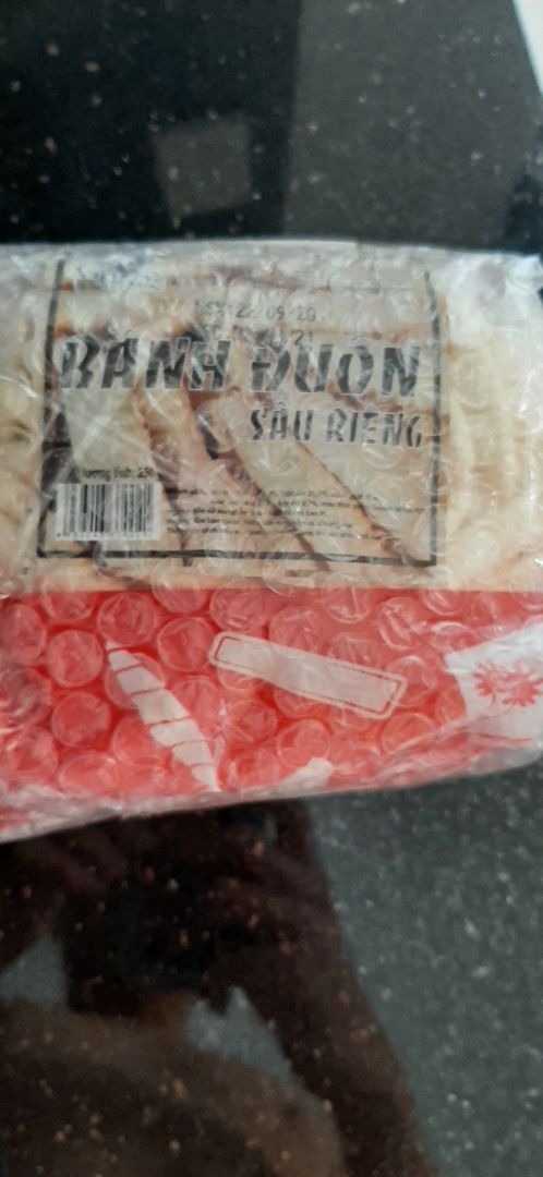 bánh giao trễ, phải gọi tiki hối mới giao, bánh nhìn ổn, chưa ăn nên chưa đánh giá dc.