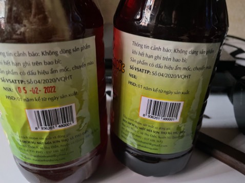 Chất lượng đóng gói ko được tốt cho lắm,sản phẩm thì ngày sản xuất hơi xa và chai có ghi ngày sản xuất chai thì ko ghi ngày