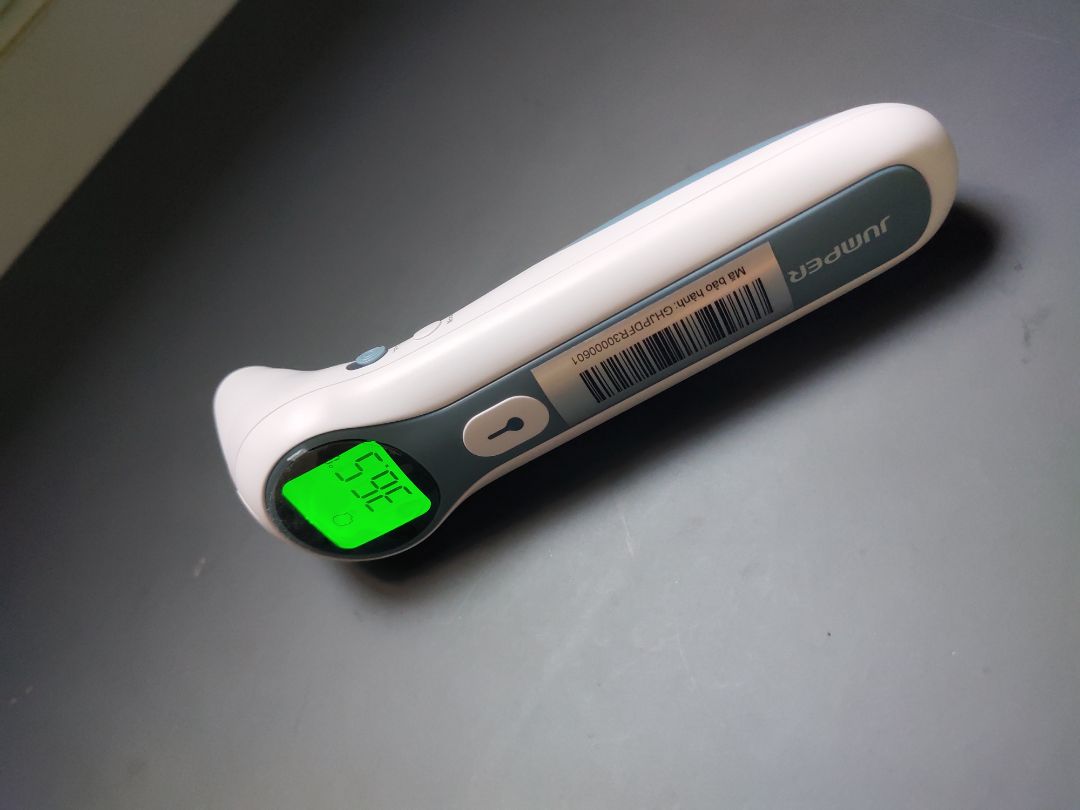 Đo nhiệt độ chính xác và tiện lợi, khá nhiều chức năng hữu dụng.