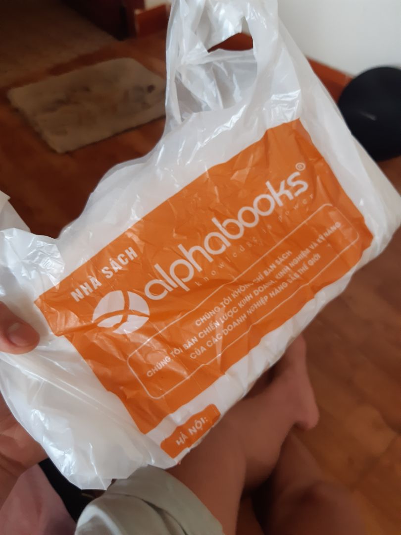 Nhà sách có tâm alpha Books, mong cuốn sách nào đến tay khách hàng cũng được như vậy. Cảm ơn rất nhiều