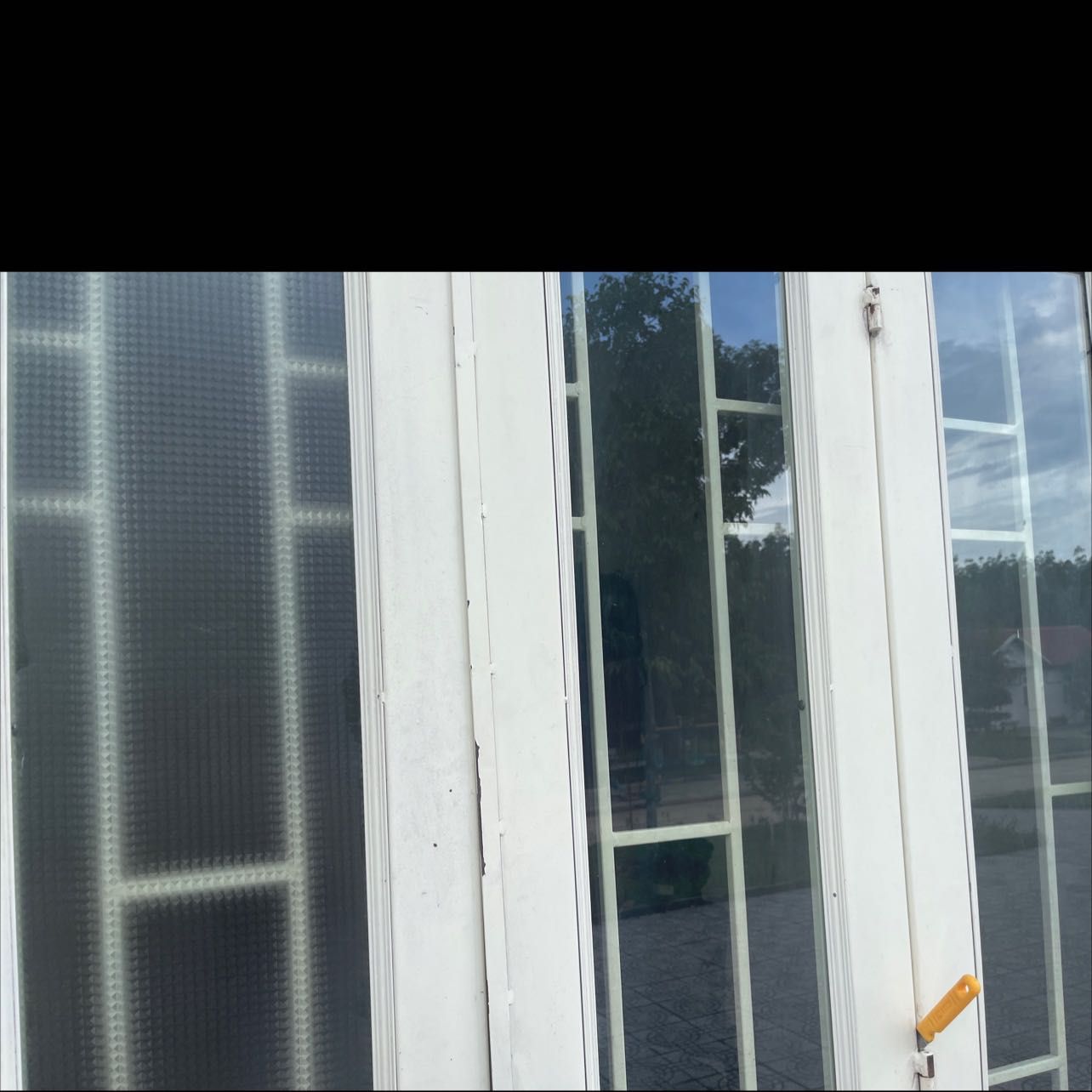 Hơi mỏng nhưng che đc 
Củng ok ko đến nỗi