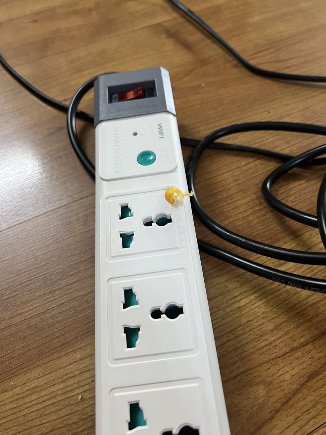 Ngày đầu tiên sử dụng cho quạt Sanyo nội địa 110 đã bị ăn đòn. May không cháy nhà