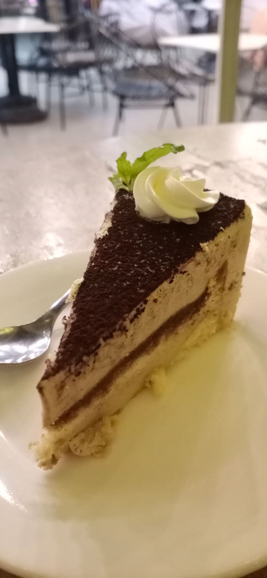 Mùi của sản phẩm hơi khó chịu lúc mới sử dụng. hình ảnh chi mang tính chất minh họa