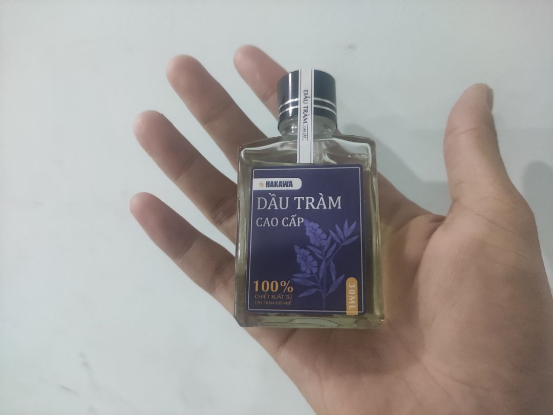 Nhỏ nhỏ xinh xinh, bao bì đẹp mắt, mùi dễ chịu, hương thơm dịu nhẹ. Rất hài lòng ! Nhỏ nhỏ xinh xinh, bao bì đẹp mắt, mùi dễ chịu, hương thơm dịu nhẹ. Rất hài lòng !