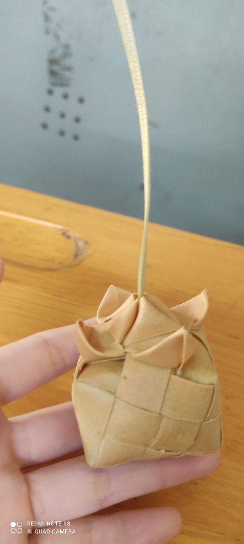 gói hàng kĩ, chắc chắn, chưa dùng nên chưa biết chất lượng như thế nào, những dịch vụ tốt, 5 sao