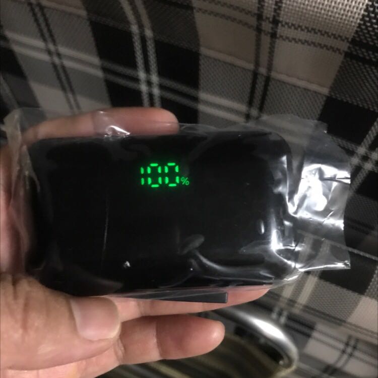 Đánh giá đầu tiên cho shop Điện tử sài gòn: cảm nhận ban đầu khá ok chất lượng âm thanh ổn pass hay (cũng không thể đòi hỏi hơn với loại tai nghe giá như thế này), giao hàng khá nhanh.lần đầu mua trên tiki thấy hài lòng