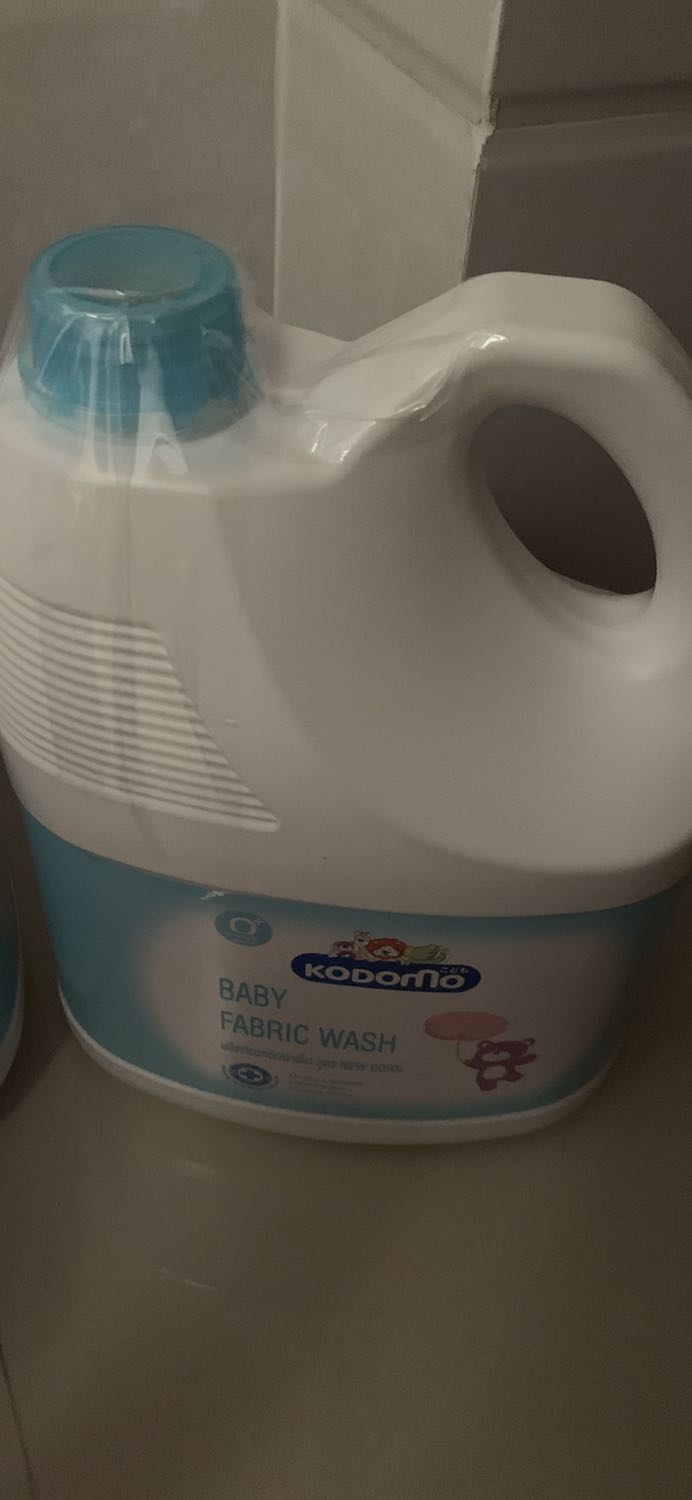 Dịch nên giao hàng hơi lâu, nhưng sản phẩm y hình. Thơm từ lúc mới mở hộp ra!!🥰 Dịch nên giao hàng hơi lâu, nhưng sản phẩm y hình. Thơm từ lúc mới mở hộp ra!!🥰