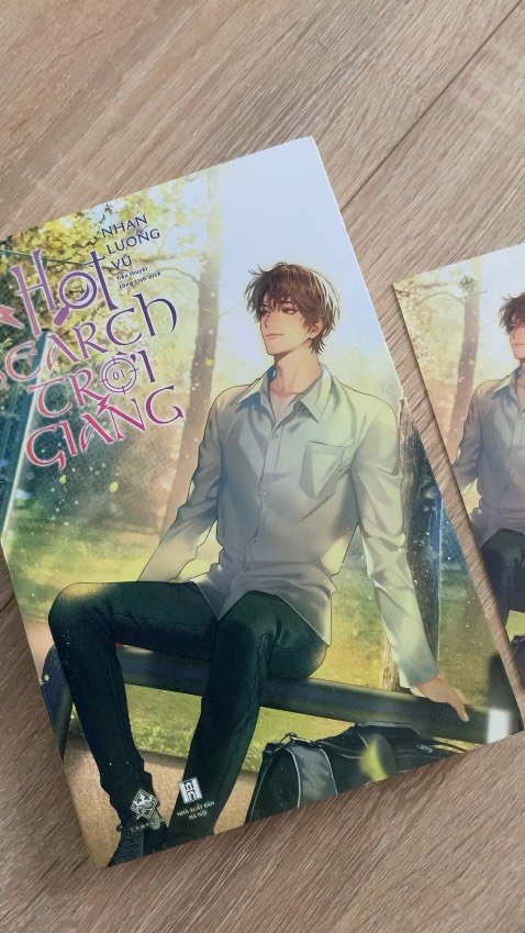 Update: Tiki có liên hệ đổi cuốn khác ko lỗi cho mình, quá trình đổi trả nhanh chóng, nhưng mình ko xoá dc 2 ảnh cũ chụp cuốn bị lỗi 😂 hỗ trợ có thấy thì ẩn giúp mình nha , thank you!

Sách design bìa xinh, nội dung ok, có cái full phải 5 tập, dịch vụ cskh ok xử lý khiếu nại nhanh gọn, giao hàng nhanh, đóng gói tốt hơn rất nhiều so với ngày trc 🌹🌹🌹