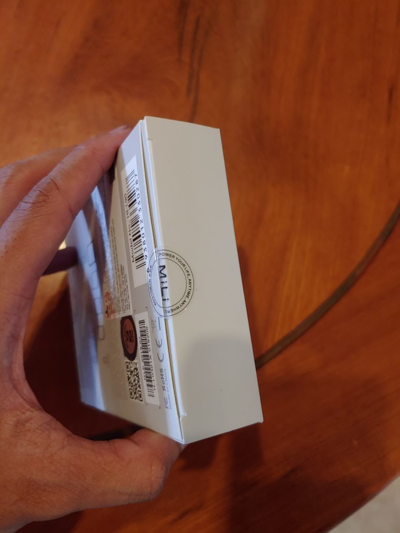 Sản phẩm dây rất đẹp và đầu cắm có viền cắt  tròn cả trên và dưới lấp lánh rất đẹp , dây sạc được bảo hành trọn đời nên mình rất thích về khoảng bảo hành trọn đời ?? , dây sạc rất nhanh khoảng 30p đầu như quảng cáo , lúc mình đặt mua đúng lúc giảm giá ?? . Mình mua bên shop Tiki Tranding , mọi người nên mua dây này về dùng , mình thấy nó ngon hơn cả hãng AnKer