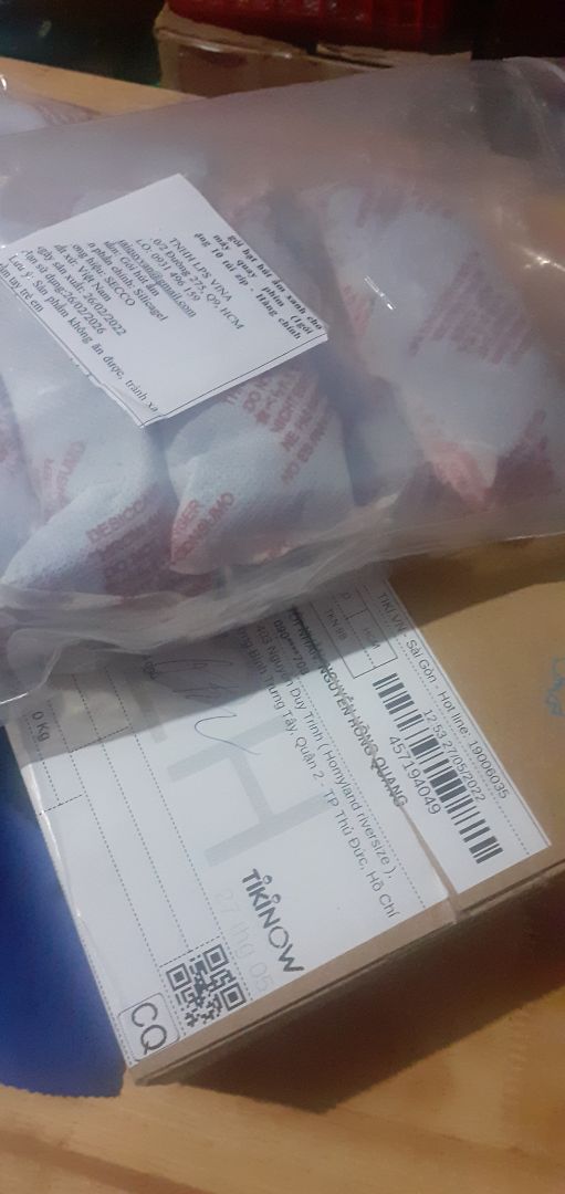 giao nhanh, nv giao hàng nhiệt tình, hàng đúng chất lượng