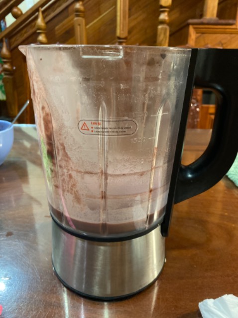 Máy nấu ra sữa rất mịn, không hề bị vón cục hay tách lớp khi để nguội. Nấu lại nhanh và dung tích lớn dùng cho cả nhà. Khuyến khích mọi người mua ạ