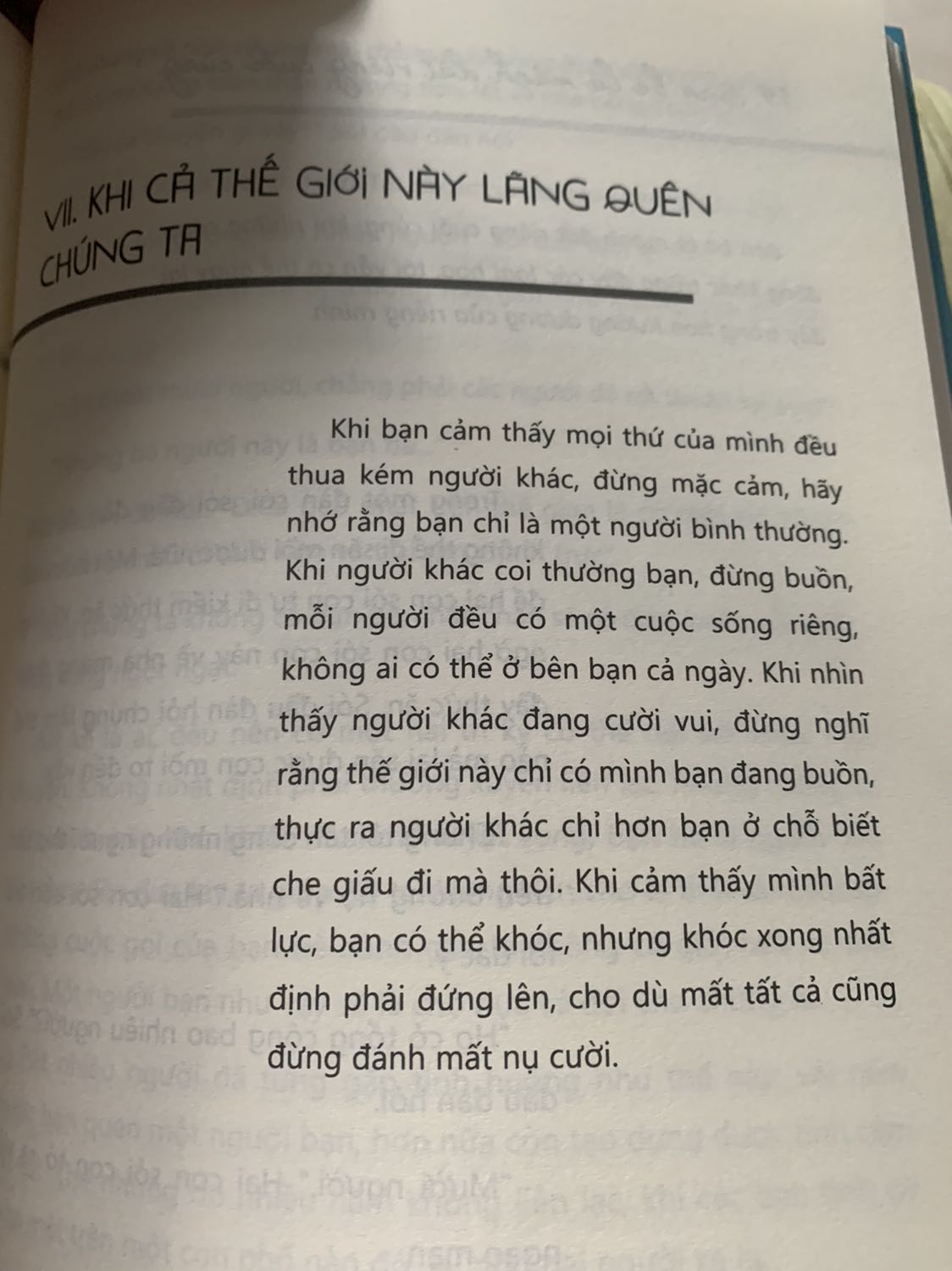 / Mình mua trg đợt 6/6 giá khá mềm. Sách mới hoàn toàn, đóng gói chắc chắn. Có điều giao hàng hơi lâu chắc do có quá nhiều ng săn sale vào 6/6
mình đã đọc tới chương 4 là chương cuối của sách. Về nội dung, đây là 1 cuốn sách truyền cảm hứng mang tính tích cực. Mỗi câu chuyện Bạch Tô kể ngắn gọn nhưng đầy ý nghĩa.