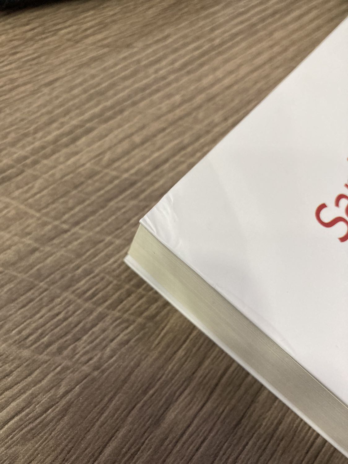 Sách tốt nhưng các góc sách bị cấn làm giảm giá trị sản phẩm, hy vọng lần sau bán sản phẩm trau chuốt hơn