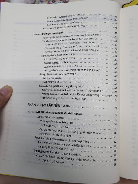 chết mình mua 2 cuốn nên post nhầm