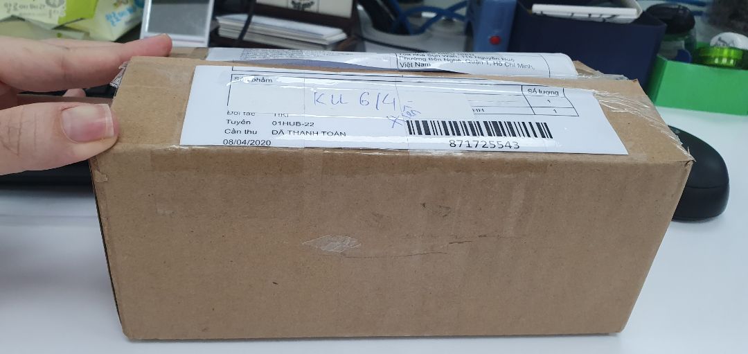 Mình mua 2 sp của shop, chưa dùng thử H&H bao giờ nhưng vì đã ngha danh tiếng từ lâu nên quyết định dấn thân 1 lần. Shop đóng gói hàng rất cẩn thận, bên trong còn có thư ngỏ cực xinh và trau chuốt với nhắn nhủ thân tình ghê nơi.
Sẽ tiếp tục ủng hộ shop nhé♡♡♡