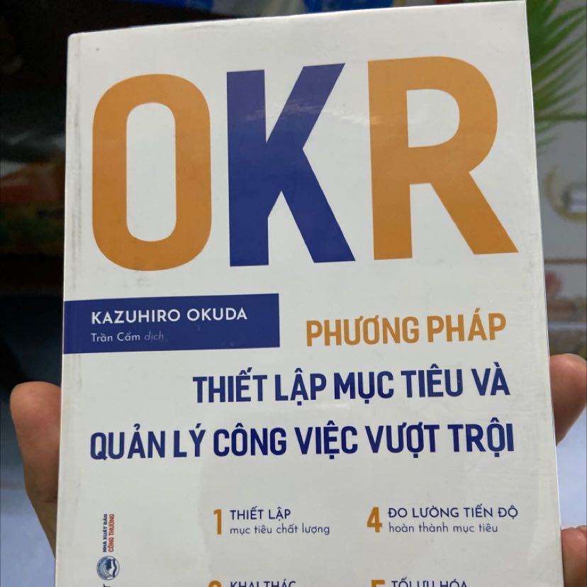 Sách ngắn gon dể hiểu về OKR cho người mới bắt đầu. Nội dung phản ánh tình hình ở Nhật cũng có nhiều nét tương đồng với Việt Nam.