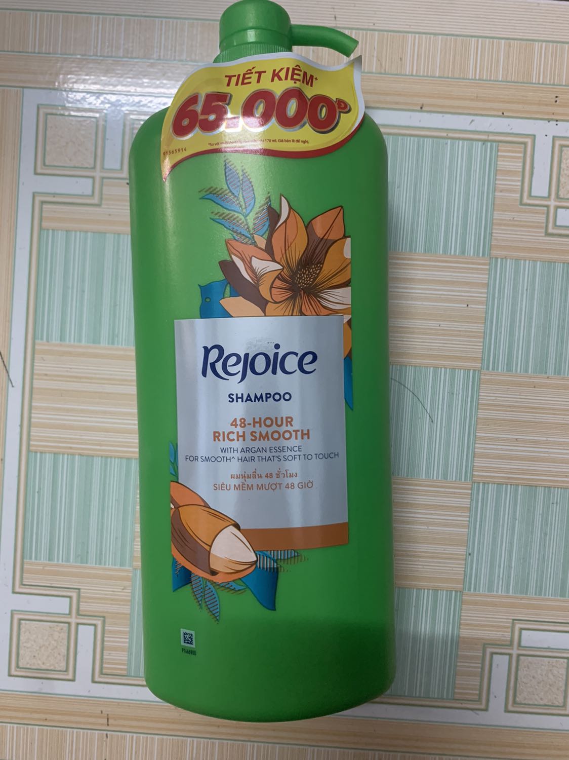 Giao hàng tầm 5 ngày là có, sp mua được vs giá rẻ còn được quà tặng gồm thớt và quạt. Mình rất hài lòng về sản phẩm, lần đầu mua hàng ở tiki nên rất sợ bị *** may sao giao hàng đầy đủ, đóng gói rất chắc chắn