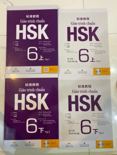 Chất lượng tốt, mua combo giá rẻ hơn các hiệu sách ở bên ngoài rất nhiều, còn được tặng kèm viết. Hơi buồn vì các bài tập nhỏ liên quan đến ngữ pháp trong sách học không có đáp án tham khảo.