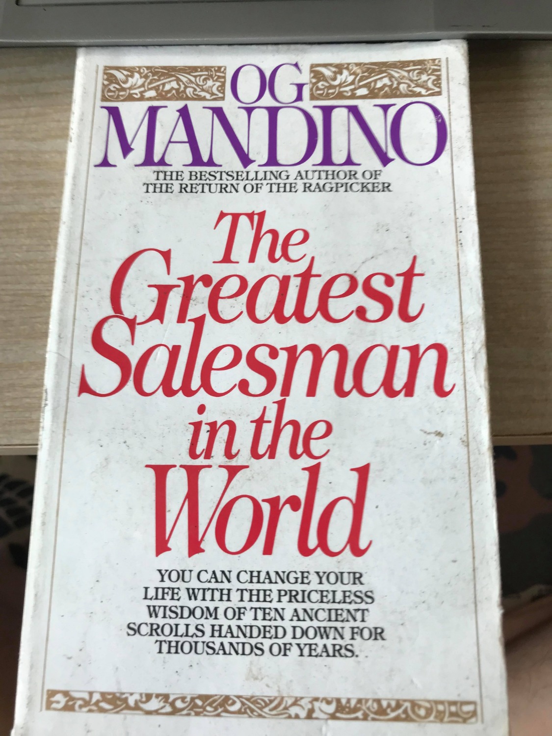 Mọi thứ TIki giao hàng rất tốt chi có điều giấy không được tốt. Mặc dù đã chuẩn bị tâm lý nhưng mình vẫn hơi buồn khi giấy làm chất lượng như giấy tái chế . Khuyên các bạn nên mua bookcare đễ giữ sách tốt hơn , luyện english được