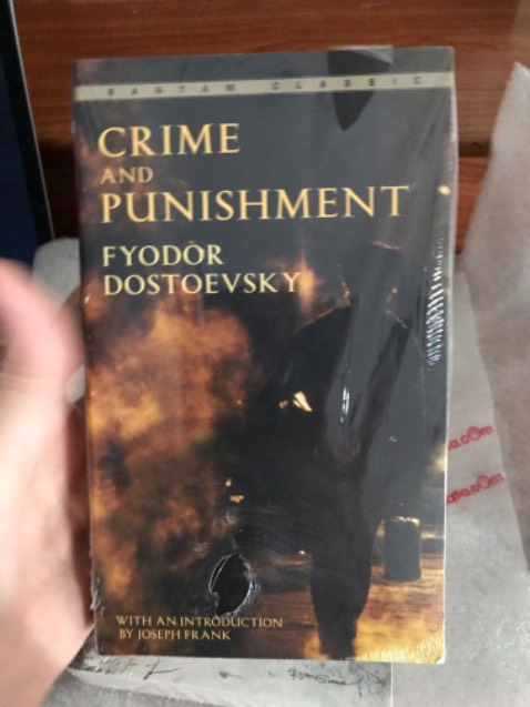 Sách bọc kĩ, mới. Hàng của FAHASA luôn chất lượng, dịch vụ giao luôn xử lí nhanh và tốt. Sách kinh điển với giá này ok quá.