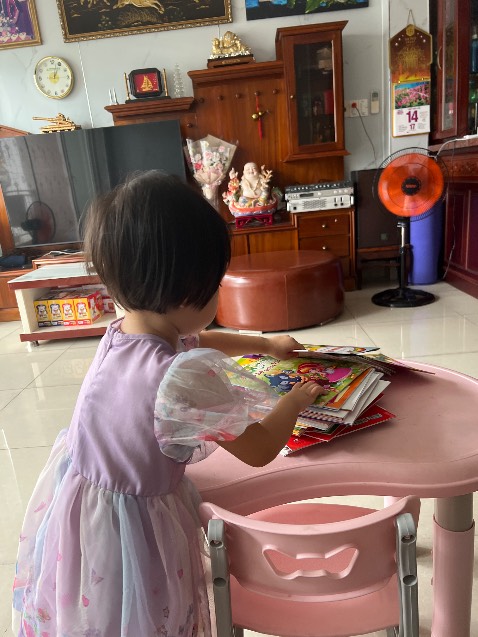 Bé nhà mình rất thích thật tuyệt vời với mua sách tiki