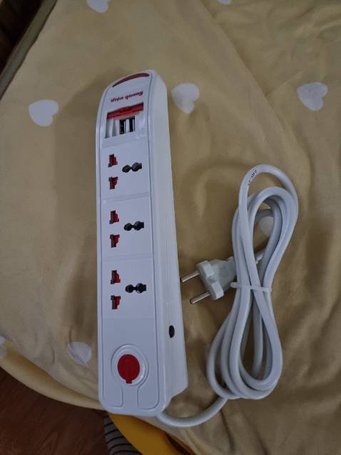 Chất lượng tốt mình mua loại này là cái thứ hai cái đầu mình mua dây dài hơn.
Lỗ cắm điện chống bụi, có tích hợp đầu sạc USB rất tiện lợi. Giá tốt mà còn được tặng kèm quà.
Tiki đóng gói siêu tốt, hàng sạch, đẹp. Giao cực nhanh.