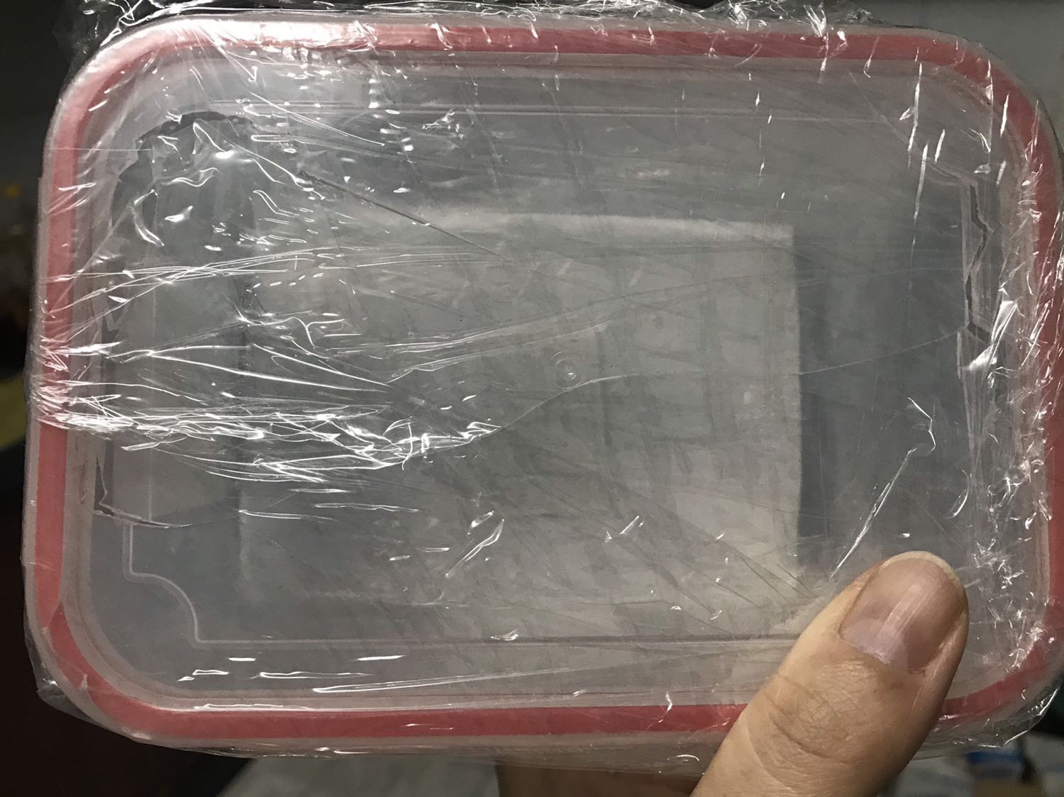 Mới nhận hàng trưa nay (22/09/2020), nắp hộp đã bị bể. Tiki đổi hàng lại giúp nhé.