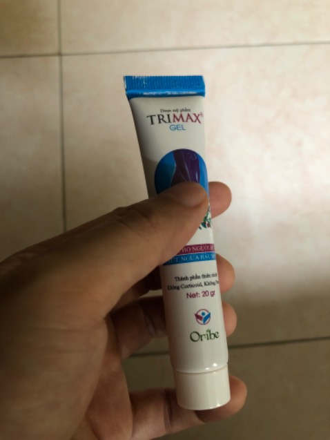 Hiệu quả với chỉ 1 tháng sử dụng. Đã tiêu giảm đi rất nhiều. Được tặng kèm cả lọ gel nên kết hợp cả uống cả thoa. Ko thấy có tác dụng phụ. Sẽ dùng tiếp.