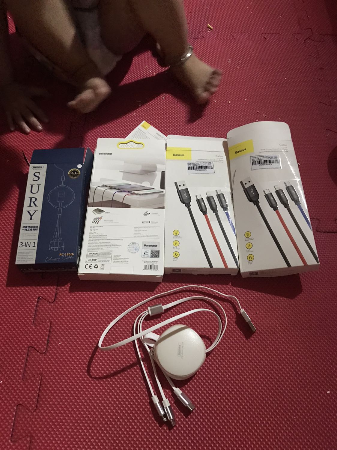 Sạc gọn nhẹ & sạc nhanh. Còn độ bền thì chưa biết. Cứ dùng thử đã
Ok Sop!