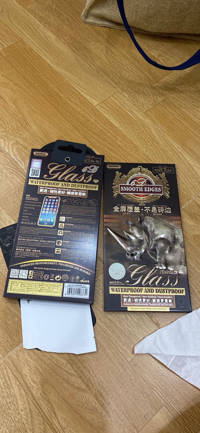 Nhìn hộp bên ngoài ok mà dán vào không chống nhìn trộm được.