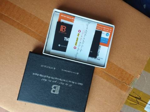 Ví nhìn rất gọn, da lại mềm mn lên mua