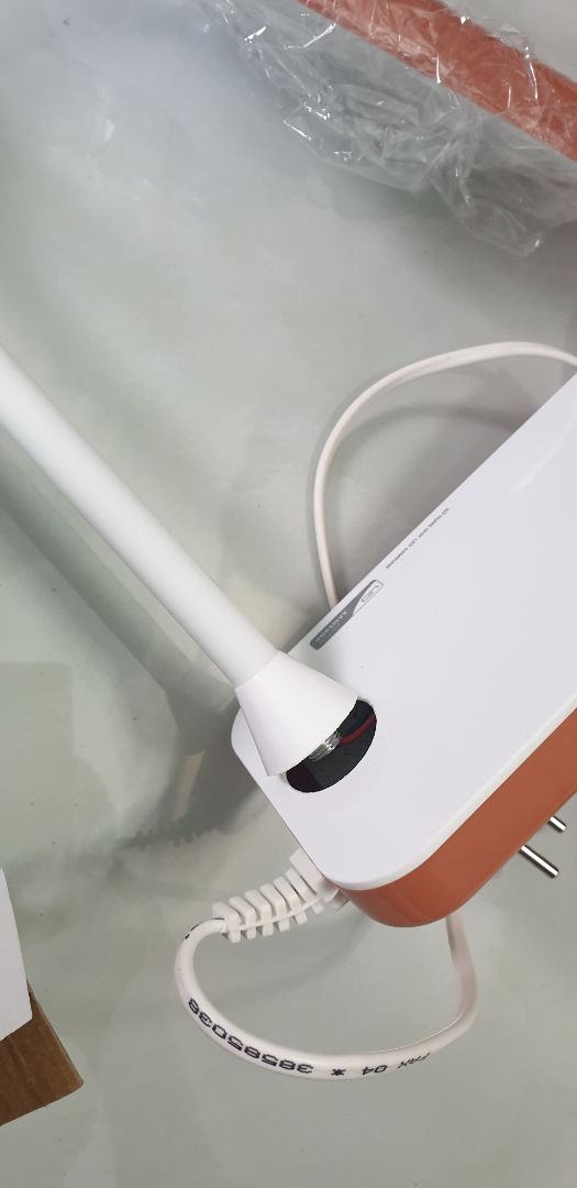 Đóng gói ko cẩn thận.... đèn bị gãy.....Mong Kiti sớm được đổi cái khác...