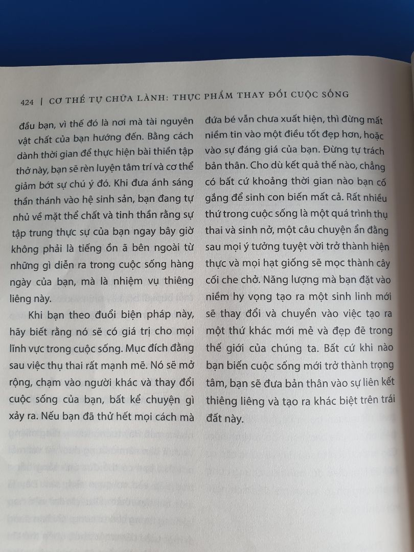 hơn 60% điều tác giả viết ko chính xác, ko đáng tin cậy, lập lờ nước đôi. 30% còn lại phải tìm nguồn tin cậy tham khảo thêm. sách dầy, giá bán cao, lại còn bán chạy, được đánh giá tốt, khiến nhiều người mua nhầm. mình khuyên nên mua "cuốn ăn bẩn sống lâu", đáng đồng tiền hơn.