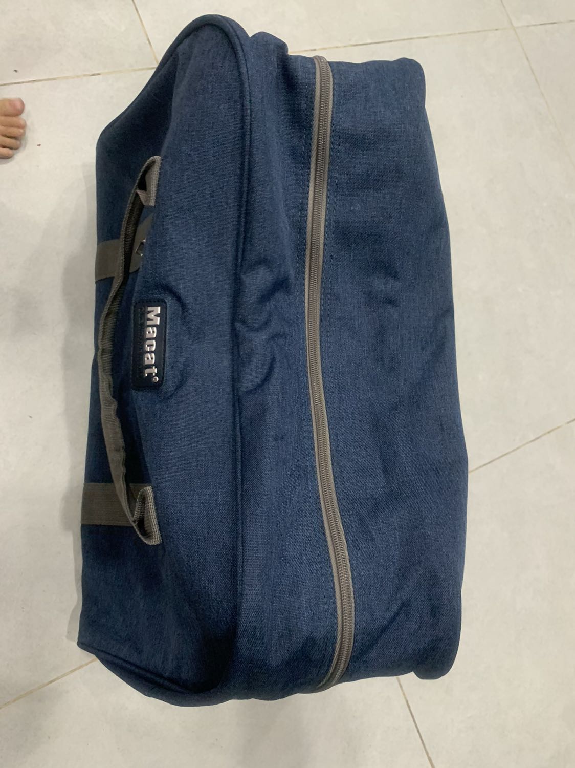 Sản phẩm chất lượng ổn so với giá, vải và đường may chắc