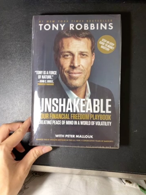 Bao bìa cẩn thận, đóng gói kỹ càng và giao hàng nhanh