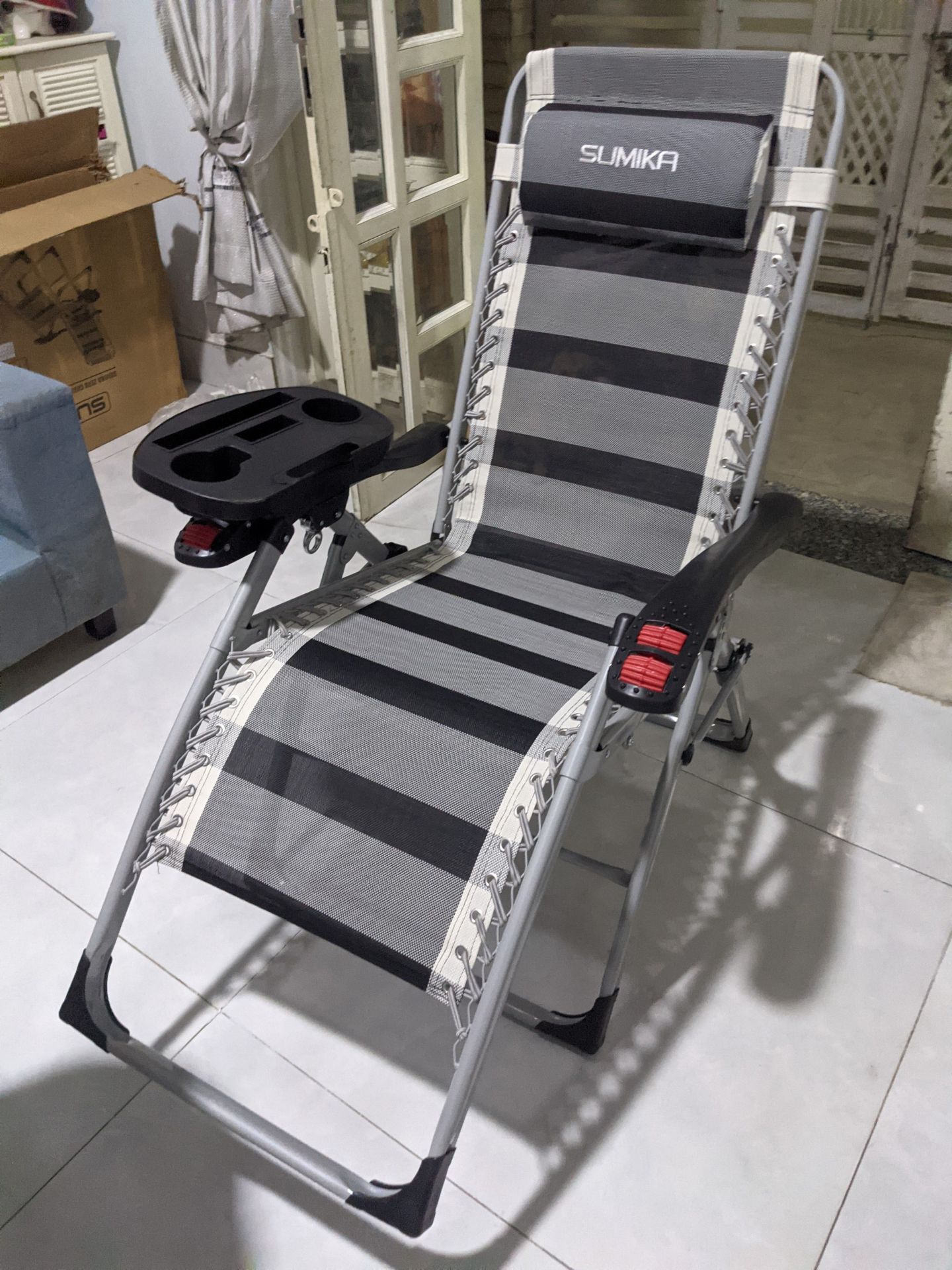 sản phẩm tốt, do mình về quê lấy chồng nên muốn nhượng lại, bán rẻ lại chỉ 900k cho bạn nào ở HCM, mình chưa sử dụng, chỉ khui hàng kiểm tra. Ghế rất chắc, ngồi hay nằm đều êm và màu sắc, ngoại hình ở ngoài đẹp hơn hình chụp. sdt mình ***, bạn nào cần thì pm mình nha.
Mong Ad duyệt tin cho ạ. Cảm ơn