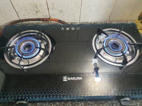 Sản phẩm chính hãng,hoàn thiện tốt,thẩm mỹ,giao hàng nhanh,đóng gói kỹ.Đầu đót bằng đồng,hàng hãng bán trực tiếp qua TiKi