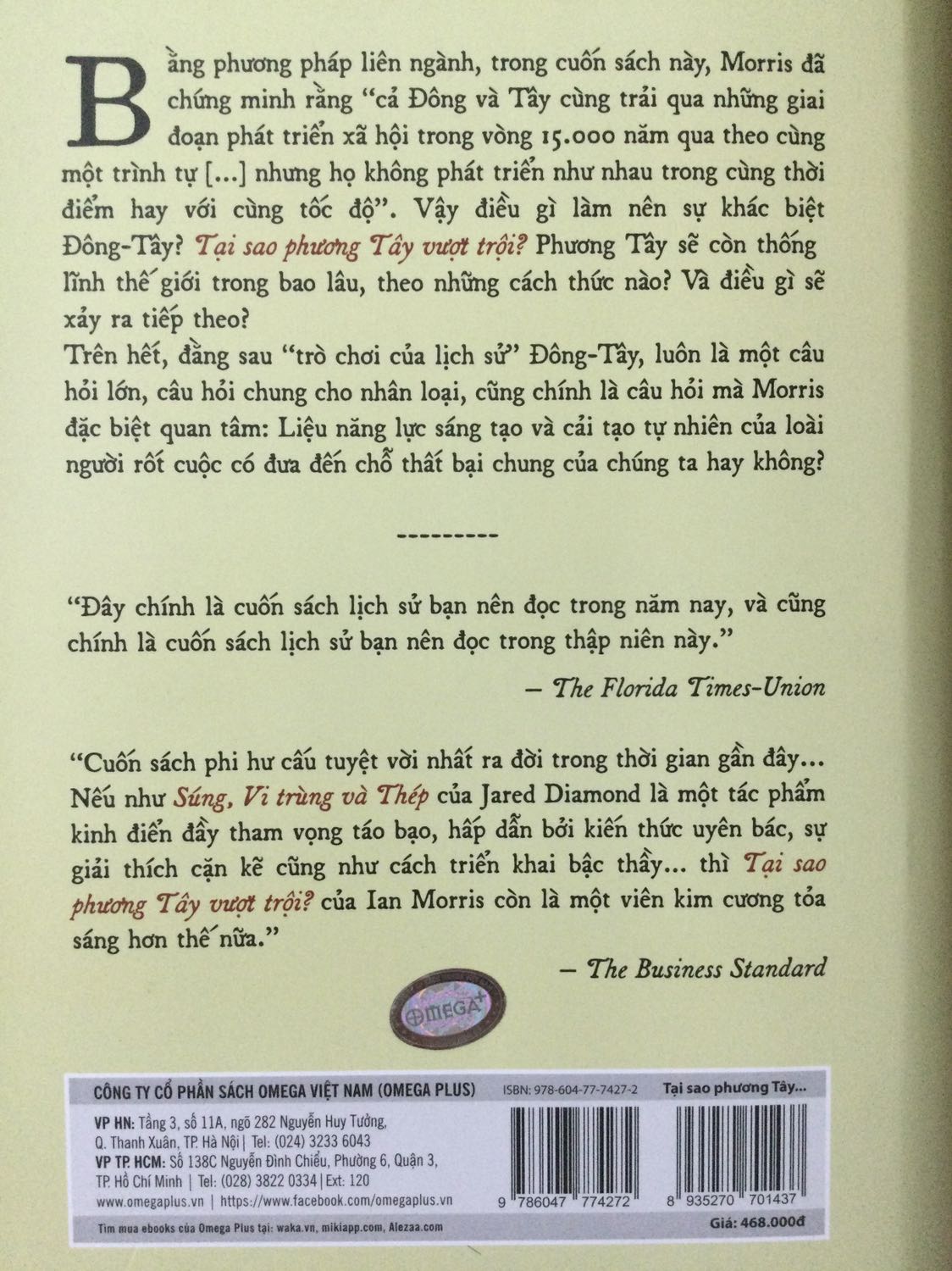 Về nội dung thì không bàn cãi, nhiều kiến thức để suy nghĩ. Nhận xét đánh giá cũng nhiều trong hình bên dưới. 
Riêng nhận xét về hình thức. Với một cuốn sách dày ngàn trang, mà in giấy quá nặng, đã vậy còn đóng sách gáy cong và bìa cứng, rất khó để cầm đọc. Chẳng hiểu đóng gáy cong để làm gì, khó cầm bỏ mẹ, lại thêm cái bìa cứng làm cho việc cầm sách quá khó. Ngồi, để lên đùi thì mỏi ***, nằm thì cầm muốn rớt vỡ mặt. 
Cầm cuốn suối nguồn hơn ngàn trang đóng gáy keo nhẹ tênh. 
Nhận xét về văn phong, viết hơi trừu tượng kiểu liên tưởng quá nhiều, ẩn dụ nhiều, ví von nhiều, làm rối quá, chỉ phù hợp với thể loại văn học,chớ khó phù hợp với sách kiến thức lịch sử. Lẽ ra nên cô đọng ý hơn là viết lòng vòng ví von. Có lẽ kiểu viết phương Tây nó thế.
Đọc Jared Diamond - Súng vi trùng và thép, Sụp đổ - vẫn sướng hơn.
Tất nhiên về kiến thức thì góc nhìn này khác.
Nội dung 7/10
Cách đóng sách 1/10
Văn phong 5/10
Cảm nhận riêng thôi, khỏi gạch đá.
