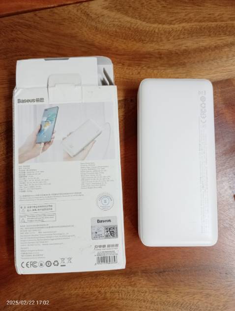 Giao hàng không đúng sp mô tả (chủng loại, mẫu mã và màu sắc). Đơn hàng đặt là pin Bipow 20000mah màu đen, shop giao pin Airpow 20000 màu trắng.
Đề nghị tiki cho trả hàng hoặc đổi sp đúng đơn hàng.