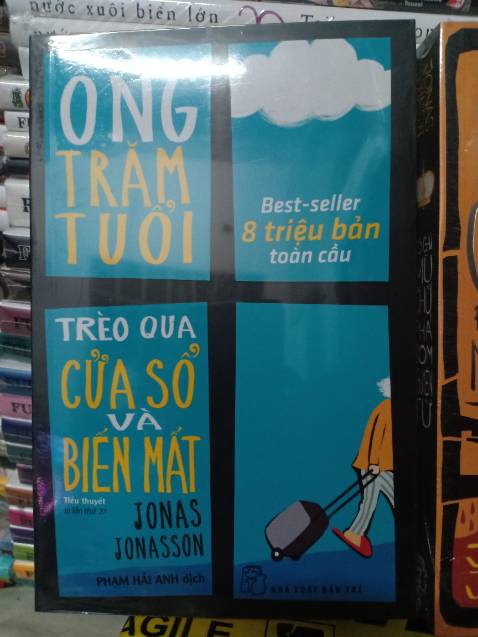Sách mới nguyên seal, đầy đủ phụ kiện, shop đóng gói chu đáo, bọc chống sốc cẩn thận, giao hàng nhanh, vote 5 sao