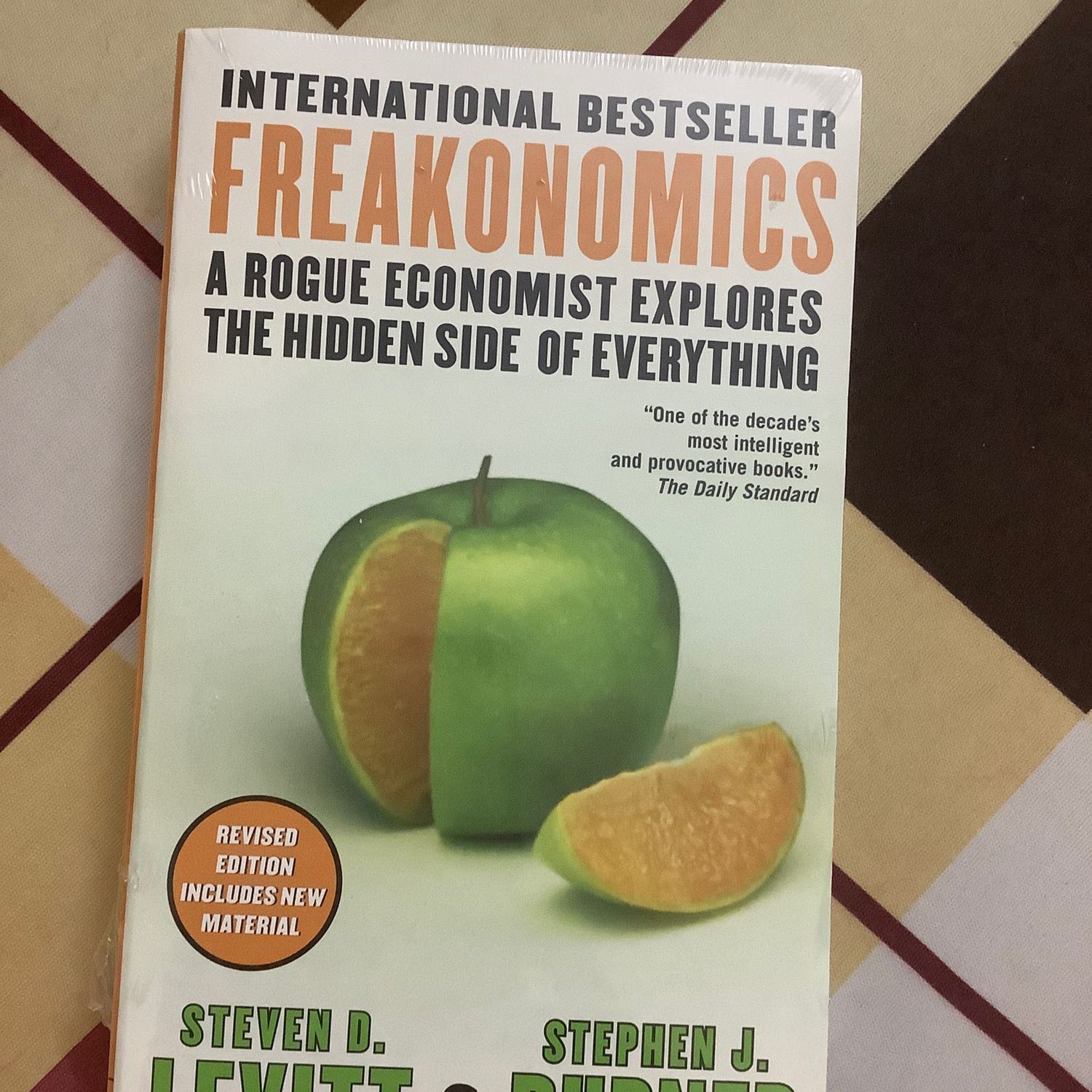 Hài lòngg vì sách được bọc kĩ và giao nhanh, giá okkk