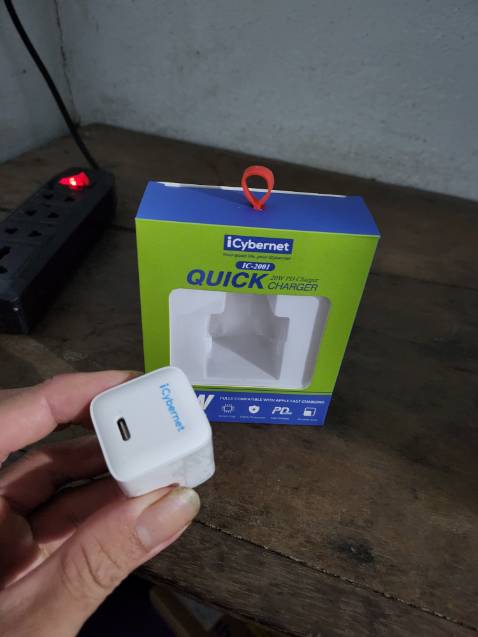 Hàng đúng chất lương sạc cung nhanh tốt