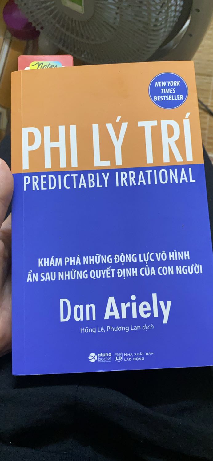 Gói hàng cẩn thận, ship nhanh. Một cuốn sách hay ho với nội dung thu hút về những động lực ẩn sau các quyết định của mọi người. Rất đáng đọc