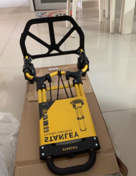 Thiết kế đẹp, màu sắc bắt mắt. Chất lượng tốt, giao hàng đúng hẹn. Đóng gói cẩn thận.