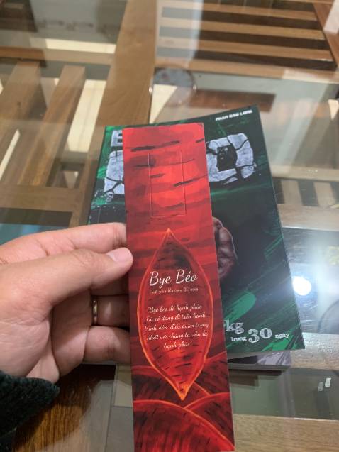 Lâu rồi mới mua được quyển sách đầu tư rất tốt từ nội dung cho đến hình thức như này . 
Chất lượng giấy dày dặn , mực in rõ nét, hình ảnh minh họa chi tiết, nội dung ngôn từ đều rất dễ hiểu và dễ áp dụng, chắc chắn sẽ là một quyển sách hữu ích để chúng ta giảm cân hiệu quả và khoa học ! Rất hài lòng 5 sao Lâu rồi mới mua được quyển sách đầu tư rất tốt từ nội dung cho đến hình thức như này . 
Chất lượng giấy dày dặn , mực in rõ nét, hình ảnh minh họa chi tiết, nội dung ngôn từ đều rất dễ hiểu và dễ áp dụng, chắc chắn sẽ là một quyển sách hữu ích để chúng ta giảm cân hiệu quả và khoa học ! Rất hài lòng 5 sao