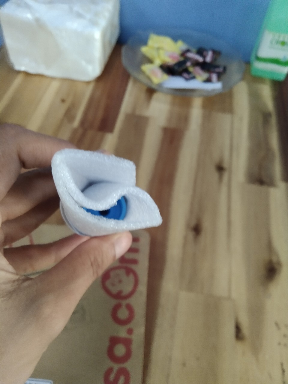 Đơn hàng này tôi đã thanh toán trước, số lượng đặt là 3 cây nhưng khi nhận hàng thì chỉ giao hàng có 1 cây. Tiki vui lòng báo nhà cung cấp giao bổ sung 2 cây hồ còn lại cho tôi. Xin cám ơn Tiki đã hỗ trợ.